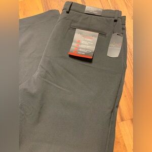 Greg Norman Black men's performance golf pants. Moisture wicking 38x32 NWT